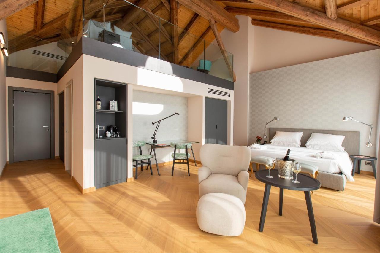 Villaggio Narrante - Cascina Galarej 塞拉伦加·达尔巴 外观 照片
